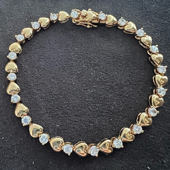 Jewelry - Polished Gold Tennis Heart Bracelet